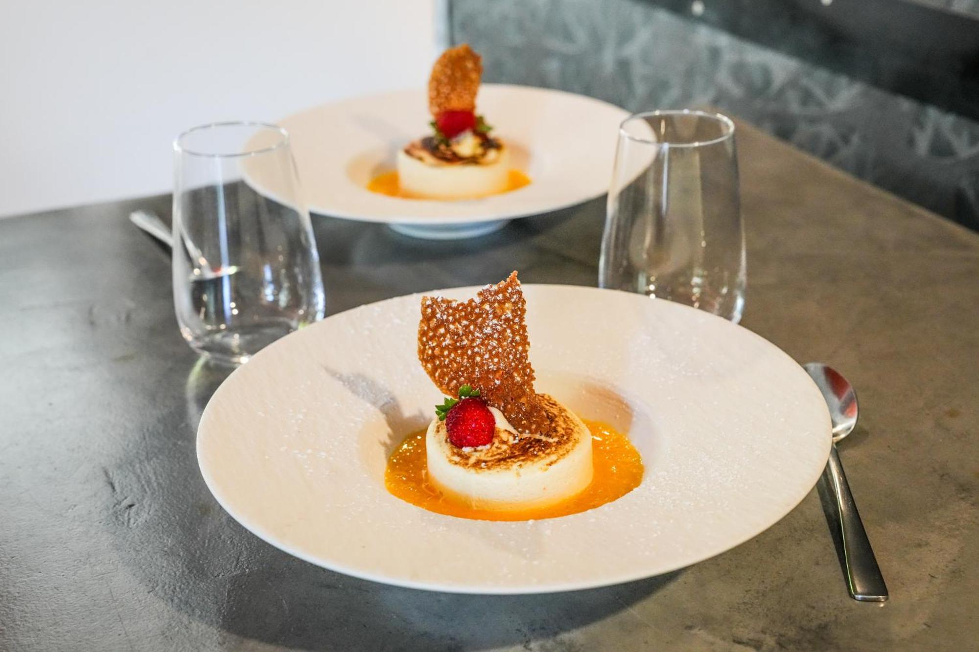 Logis Hotel & Restaurant Le Cadet De Gascogne Saint-Justin  Kültér fotó